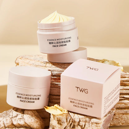 Apply the cream before makeup, moisturizing foundation cream - lasting moisturizing, creating a natural foundation