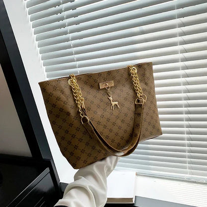 Women Luxury Design New Presbyopic Handbag Large Capacity Handbag Fashion Printing Shoulder Bag Trendy Shopping Bag with pendant