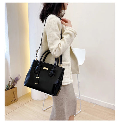 Women Handbags High Quality Patent Leather Women's Bag Fashion Shoulder bag Luxury Tote bag+card package Designer Messenger Bags