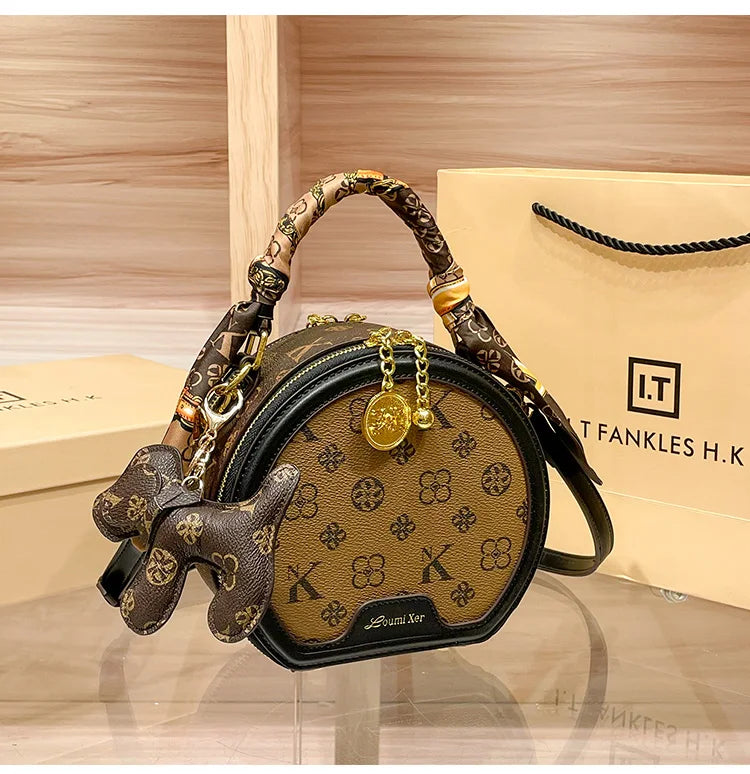 Women's handbag 2025 autumn and winter new item, high-end and high designer single shoulder crossbody bag, light luxury small
