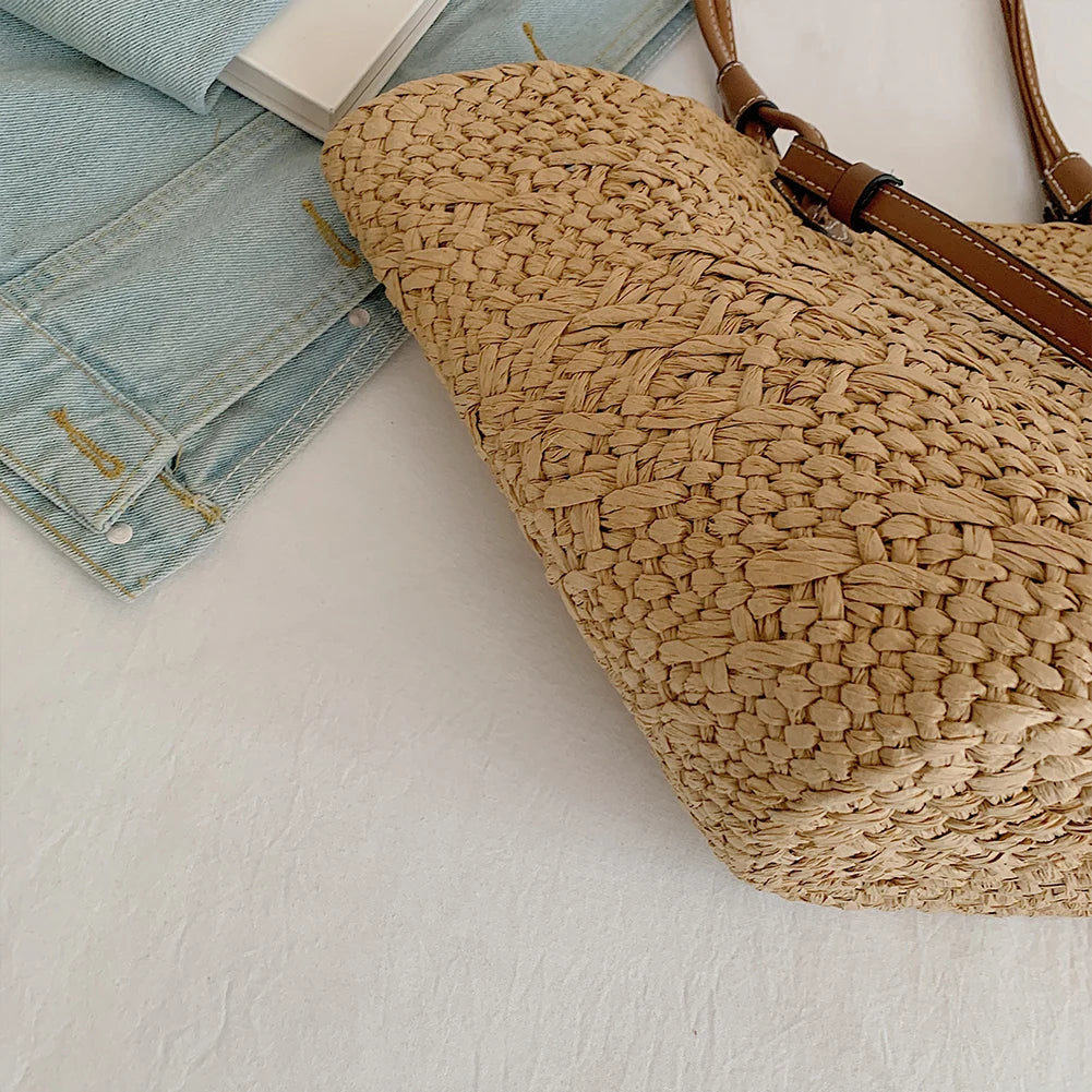 Women Woven Tote Bag Fashion Shoulder Bag Summer Beach Bags Trendy Braided Bag Simple Woven Handbag for Outdoor Travel
