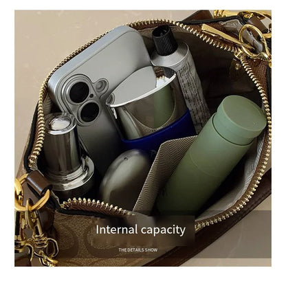 High-end style handbag for women, 2025 new model, unique and fashionable, trendy, retro, simple and elegant small square bag, cr