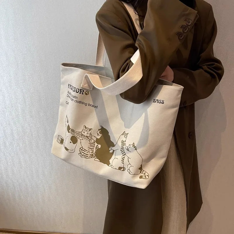 Women's Canvas Tote Bag Fashionable Spacious Durable Shoulder Bag with Zipper Closure and Classic Design Perfect for Work